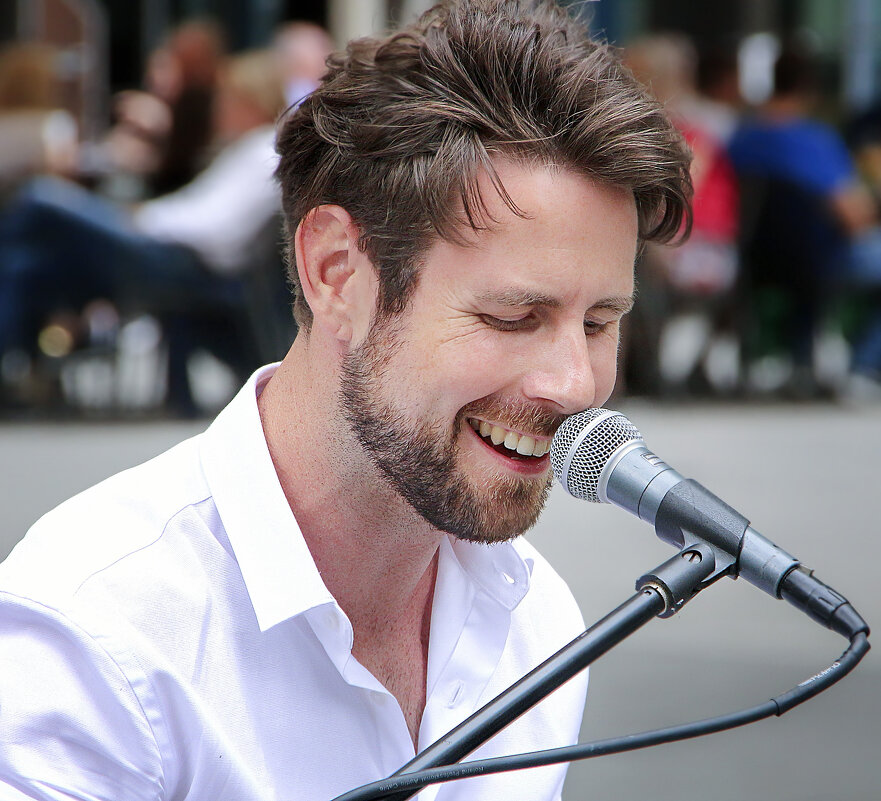 **** - Андроник Александр 