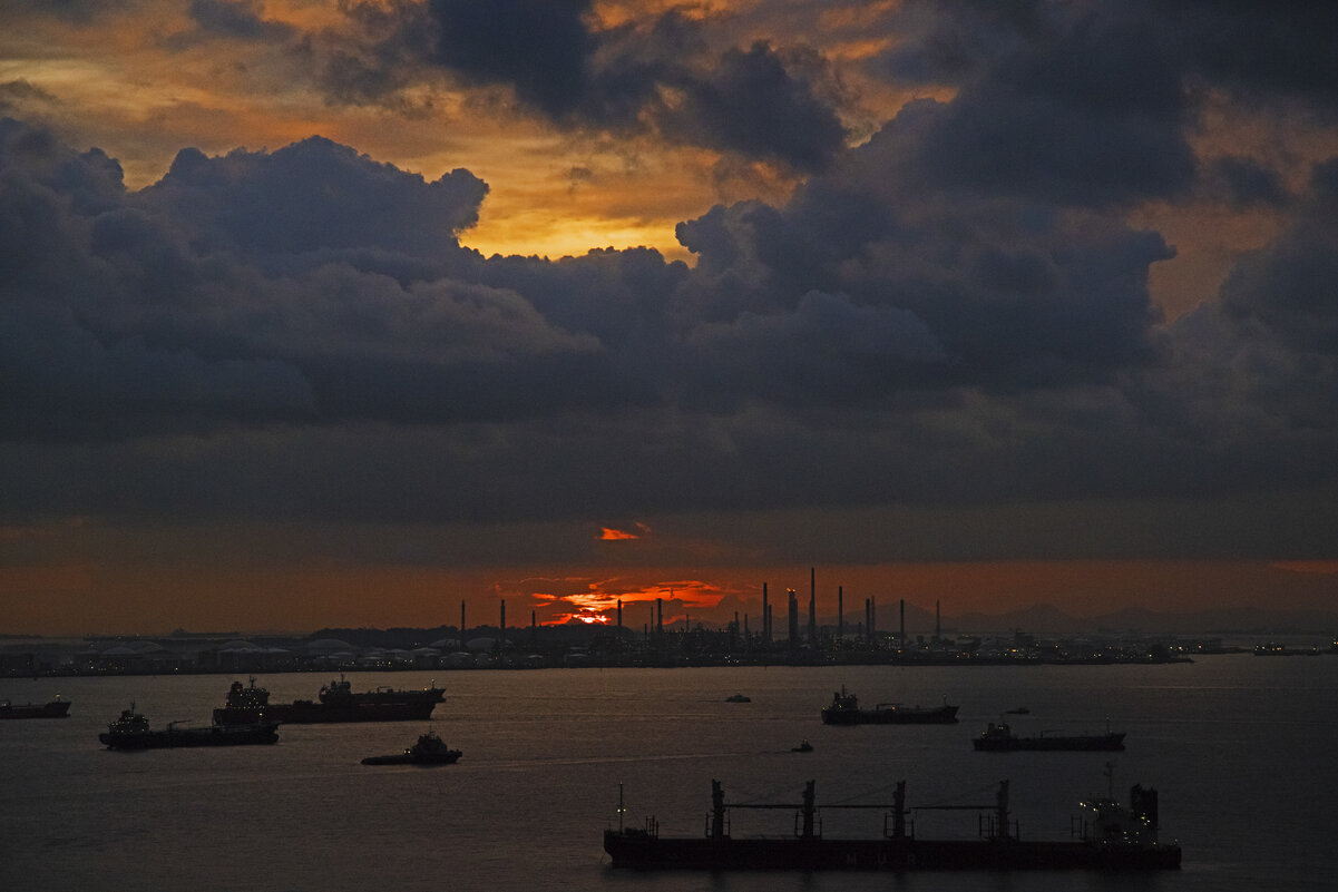 На рейде. - Сергей Фомичев