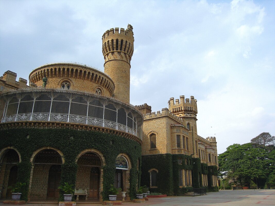 Дворец Бангалора, Индия. - unix (Илья Утропов) Дворец Бангалора, Индия. - unix (Илья Утропов)