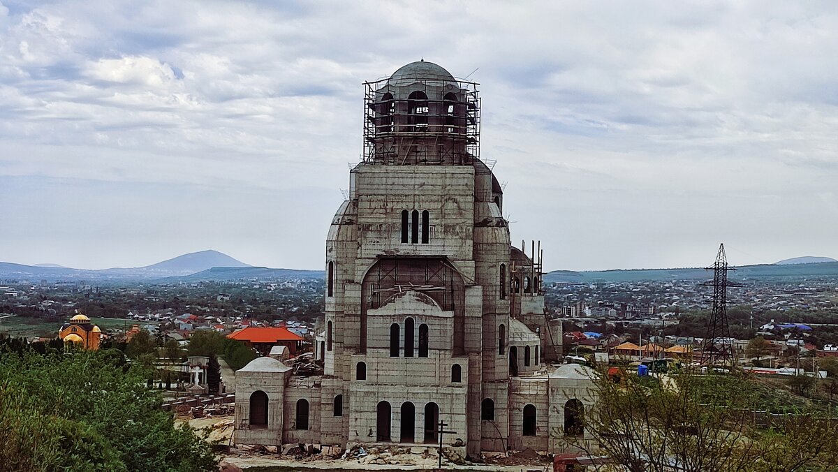 Строящийся храм в женском Свято Георгиевском монастыре - Мариша Строящийся храм в женском Свято Георгиевском монастыре - Мариша