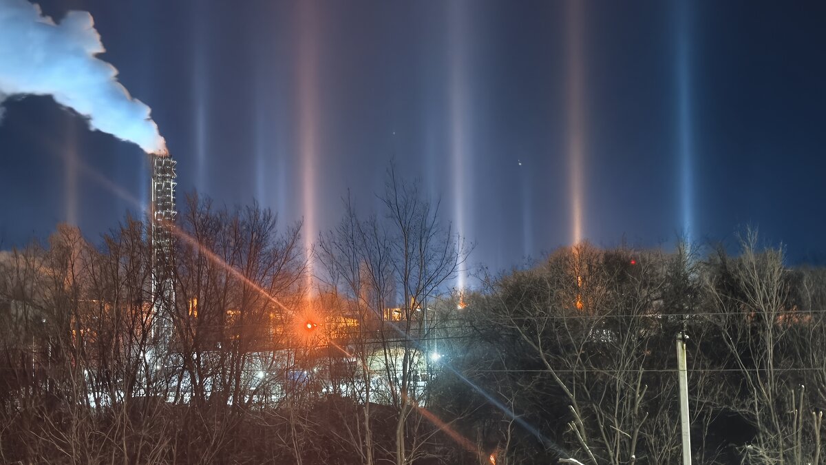 Странное свечение фонарей.вид из окна - Мариша Странное свечение фонарей.вид из окна - Мариша