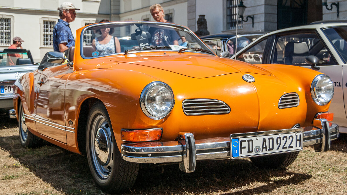 VW Karmann Ghia 1955 - 1974 - Олег Зак