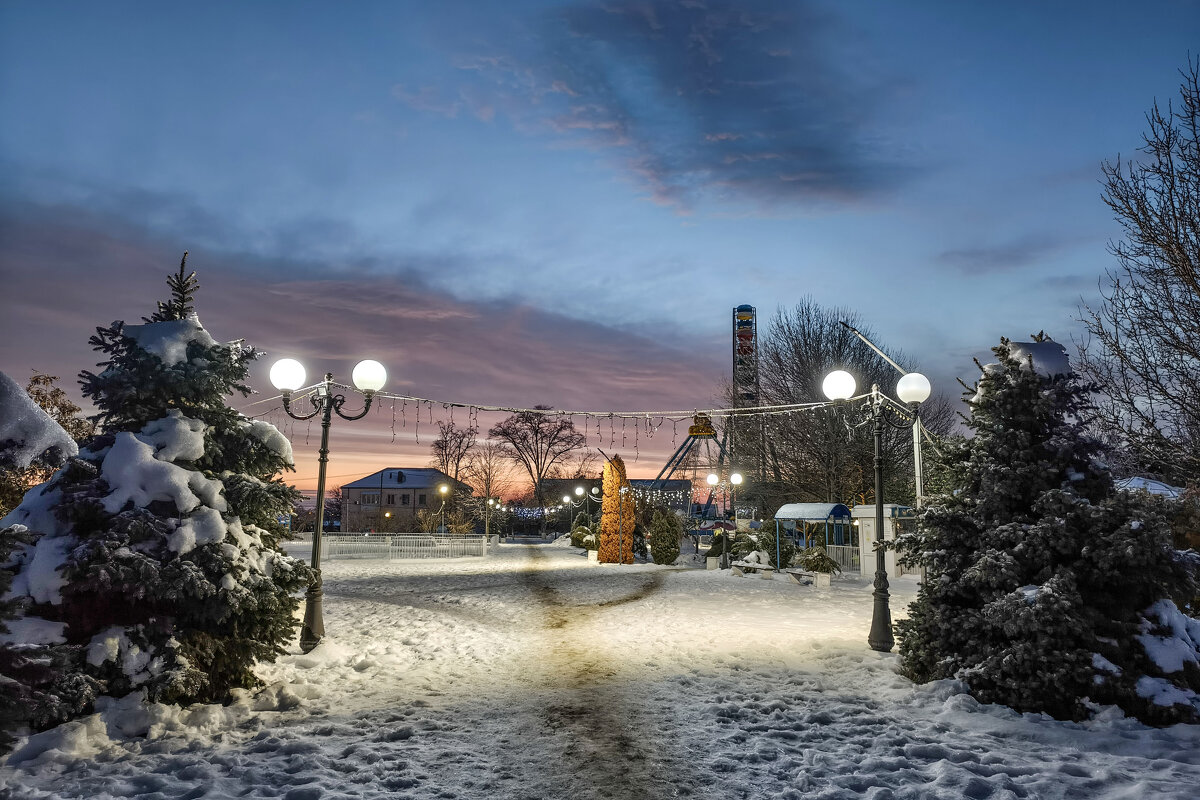 Зимний закат в парке - Валерий Ткаченко