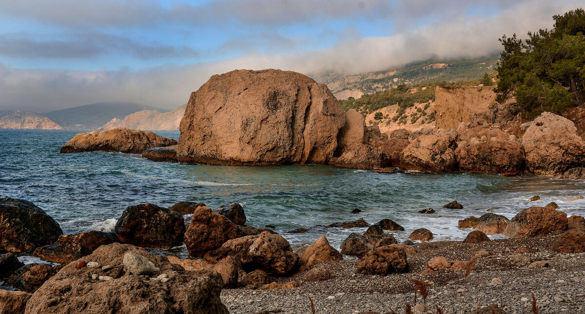 От Балаклавы до мыса Айя. - Сергей Воротников