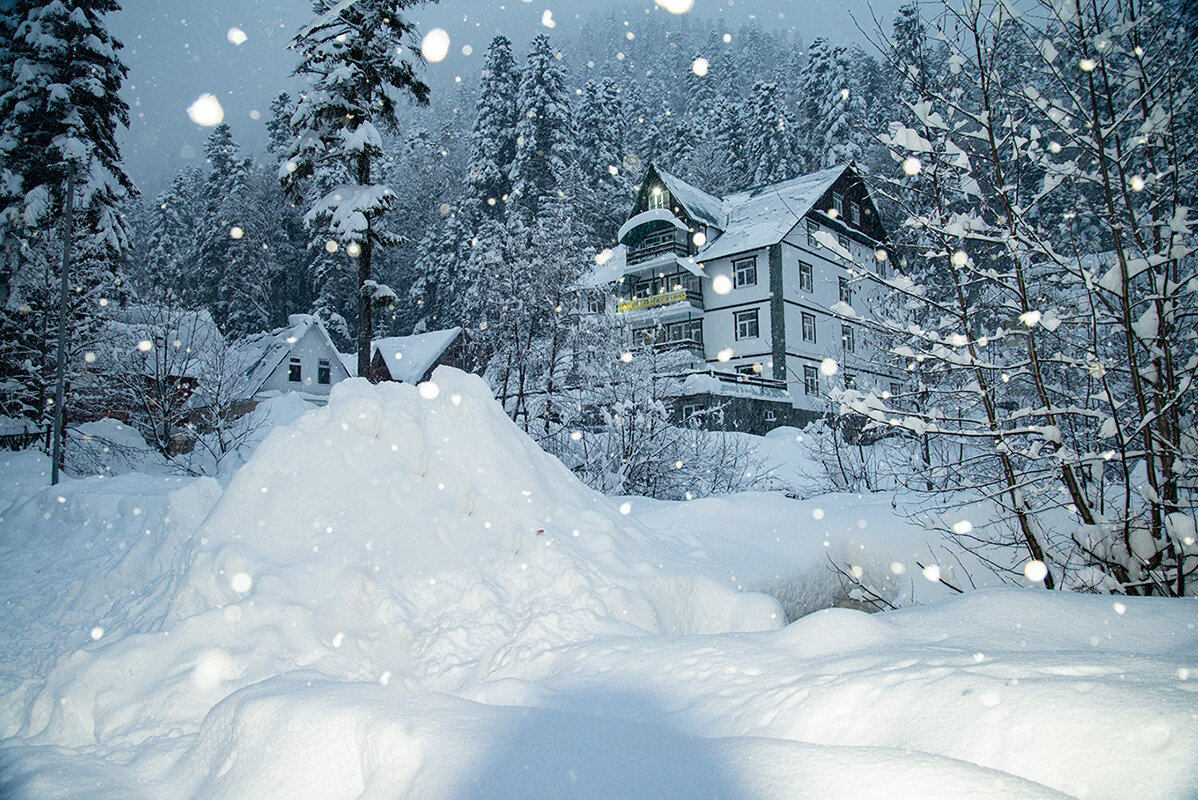 И красотою белоснежной весь мир окутан - Римма Волченко И красотою белоснежной весь мир окутан - Римма Волченко
