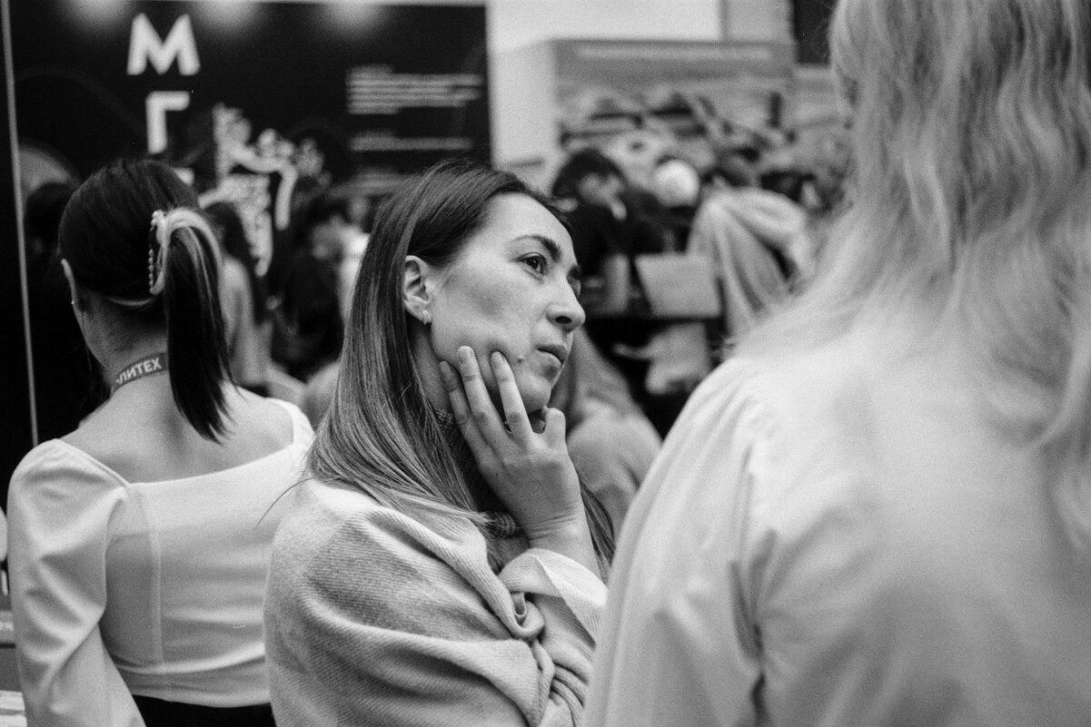 *** - Сергей Золотавин