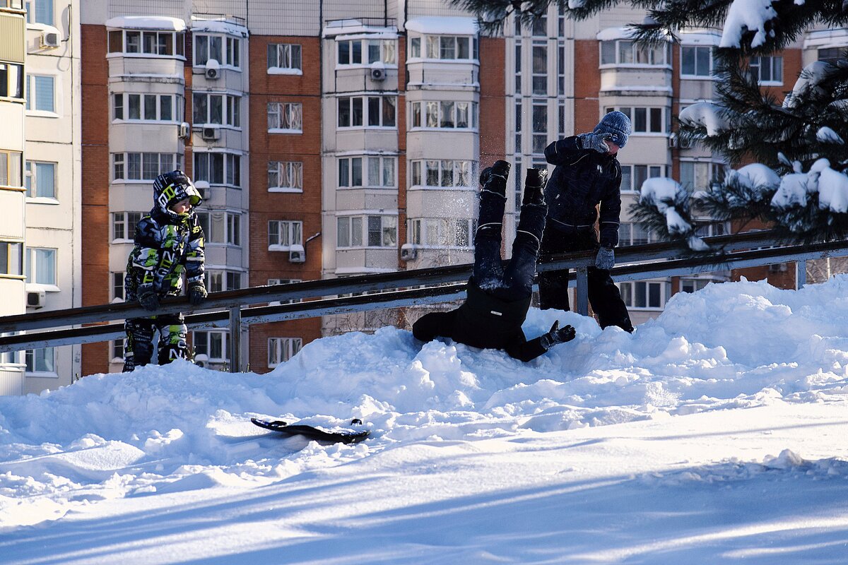 С головой в сугроб. - Татьяна Помогалова С головой в сугроб. - Татьяна Помогалова