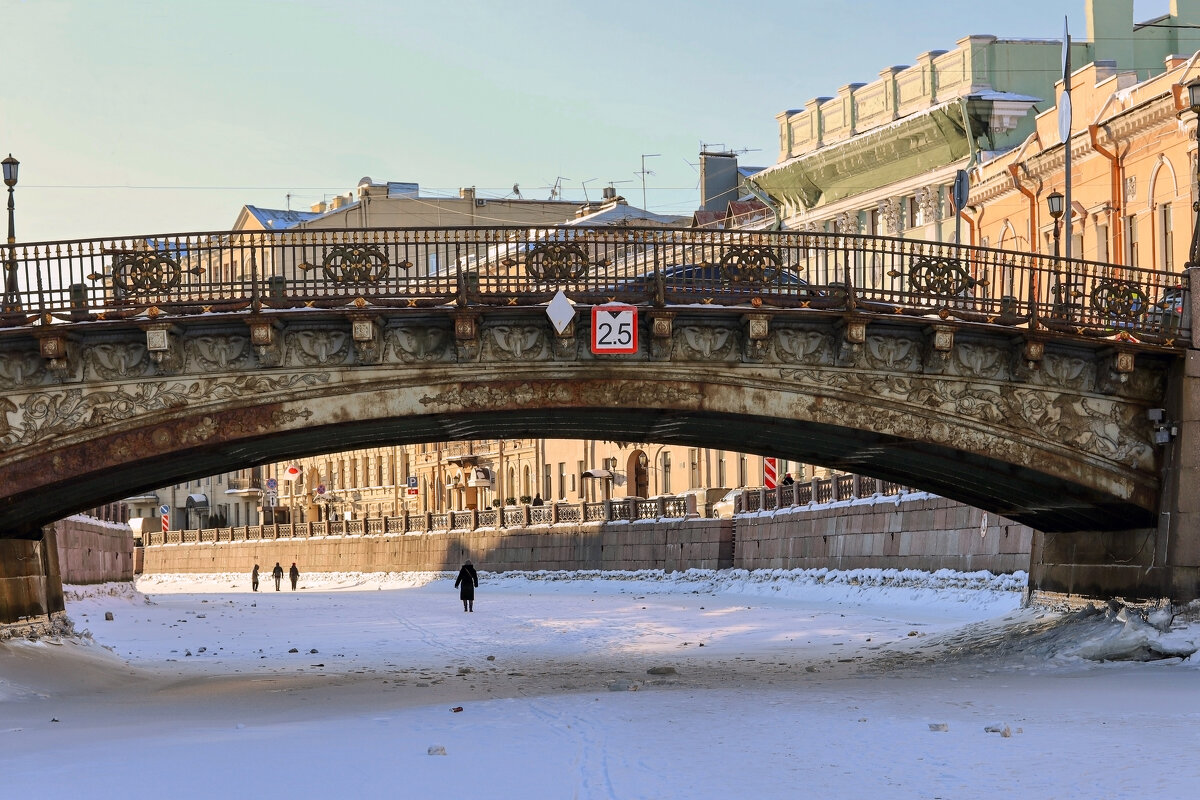 Большой Конюшенный мост - skijumper Иванов Большой Конюшенный мост - skijumper Иванов