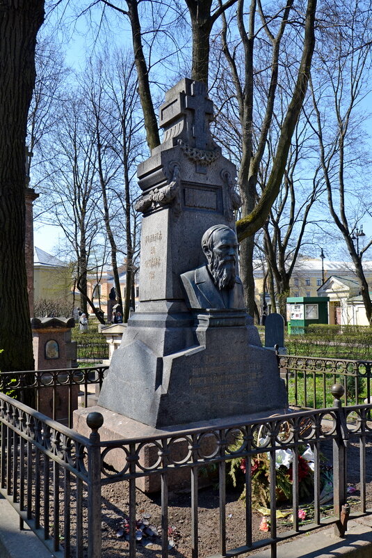 ПИТЕР, лавра. - Виктор Осипчук ПИТЕР, лавра. - Виктор Осипчук