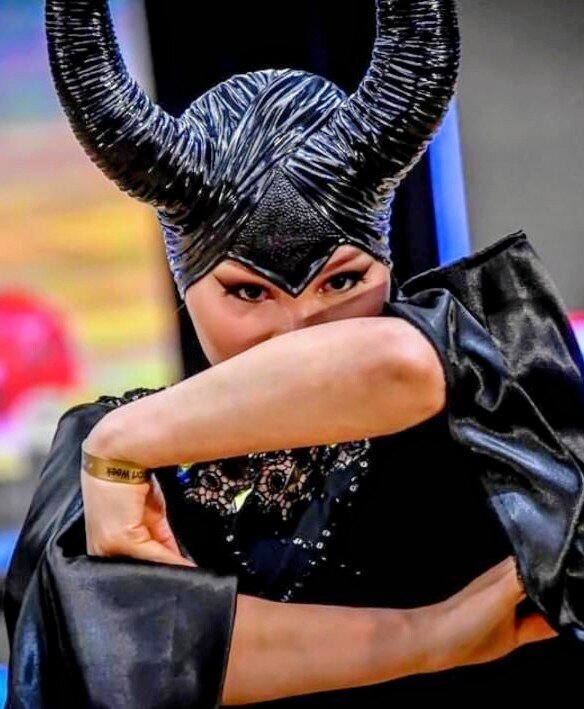 Строгая девушка - Георгиевич 