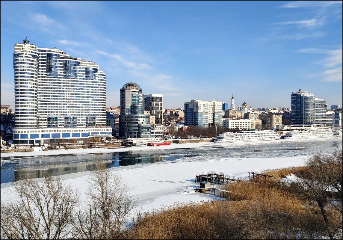 Набережная с моста! - Надежда Набережная с моста! - Надежда