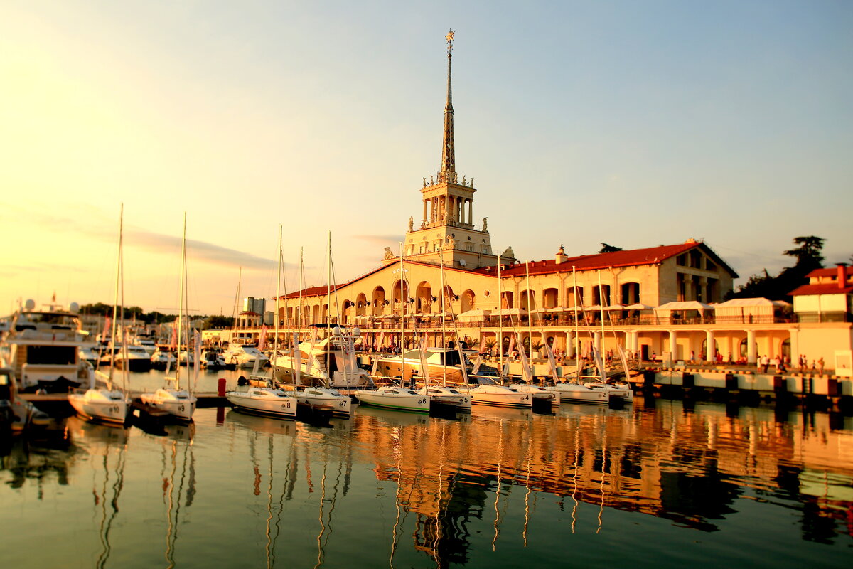 Наш красавец Морской вокзал - Валерий Наш красавец Морской вокзал - Валерий