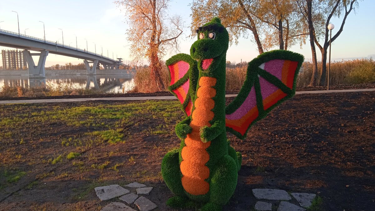 на набережной - Елена Шаламова