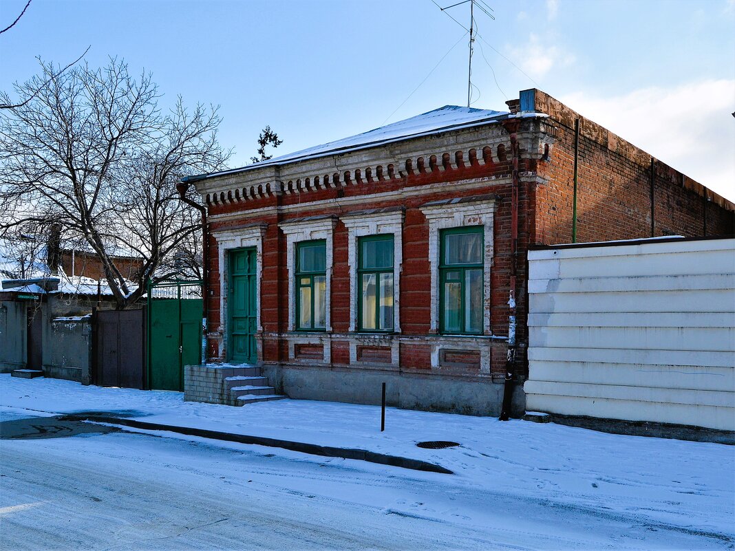 Ростов-на-Дону. Дом по ул. Гоголевской 32. - Пётр Чернега