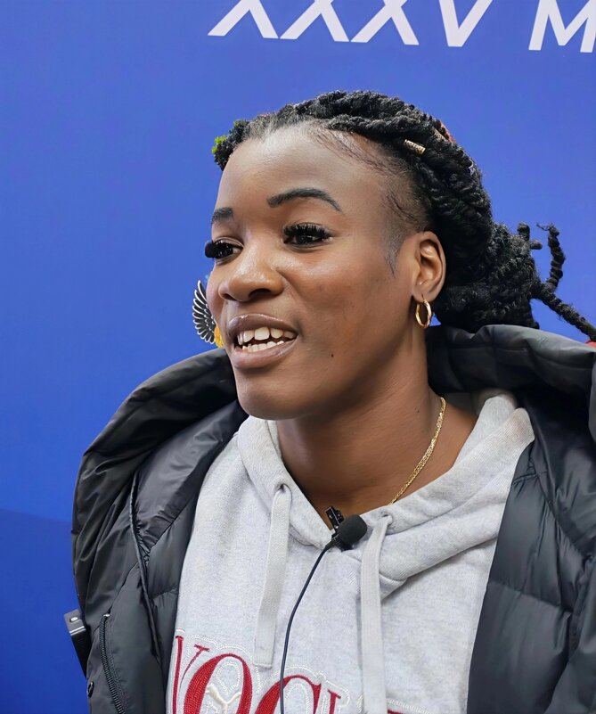 Кубинская прыгунья в длину Леянис Перес-Эрнандес - Александр 