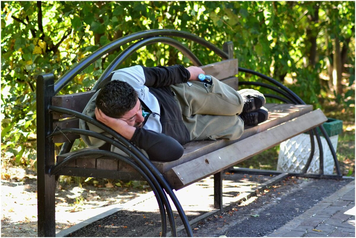 Дневной  сон... - Михаил. 