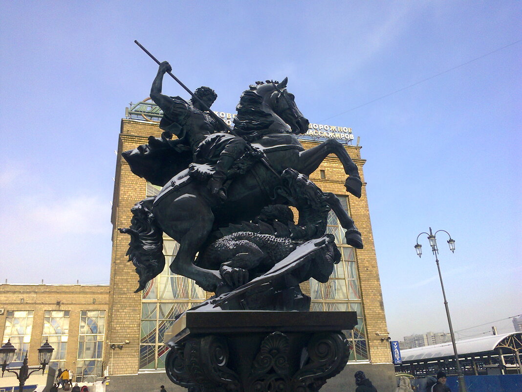 Скульптура Святого Георгия - fogmeadowww m