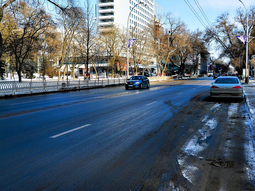 Ростов-на-Дону. Улица Большая Садовая зимой. - Пётр Чернега