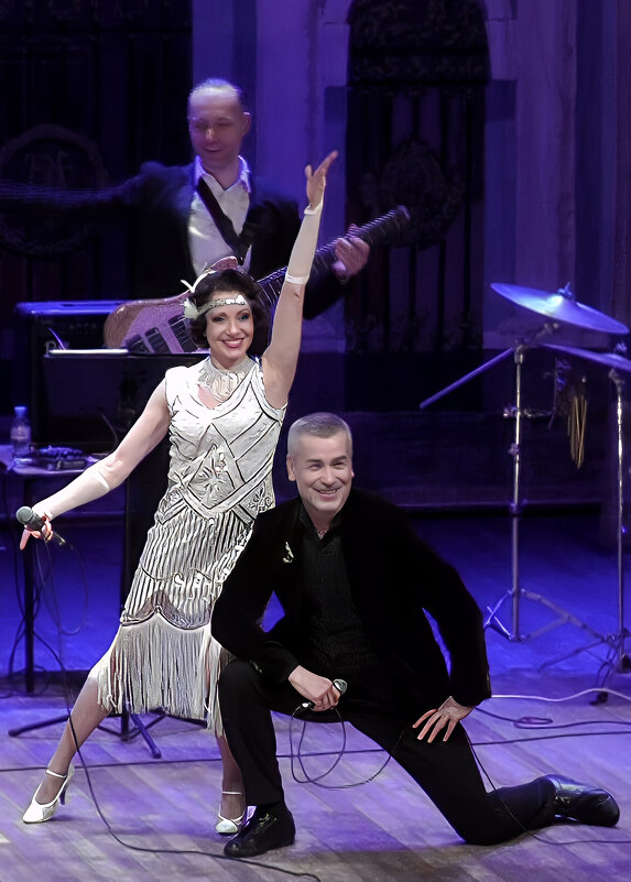 На концерте - Анатолий Угрюмов