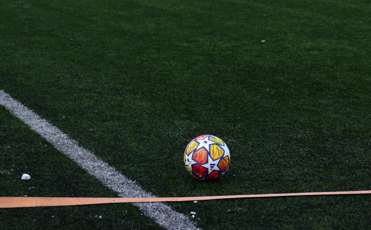 Минимализм по-футбольному. - Наталья Вязигина