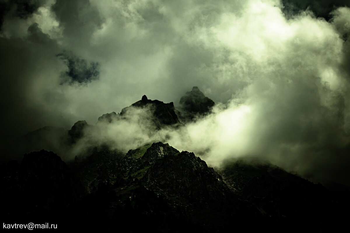 ОБЛАКА - HART BAD