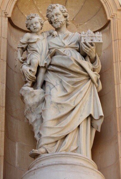 В церкви - Натали 