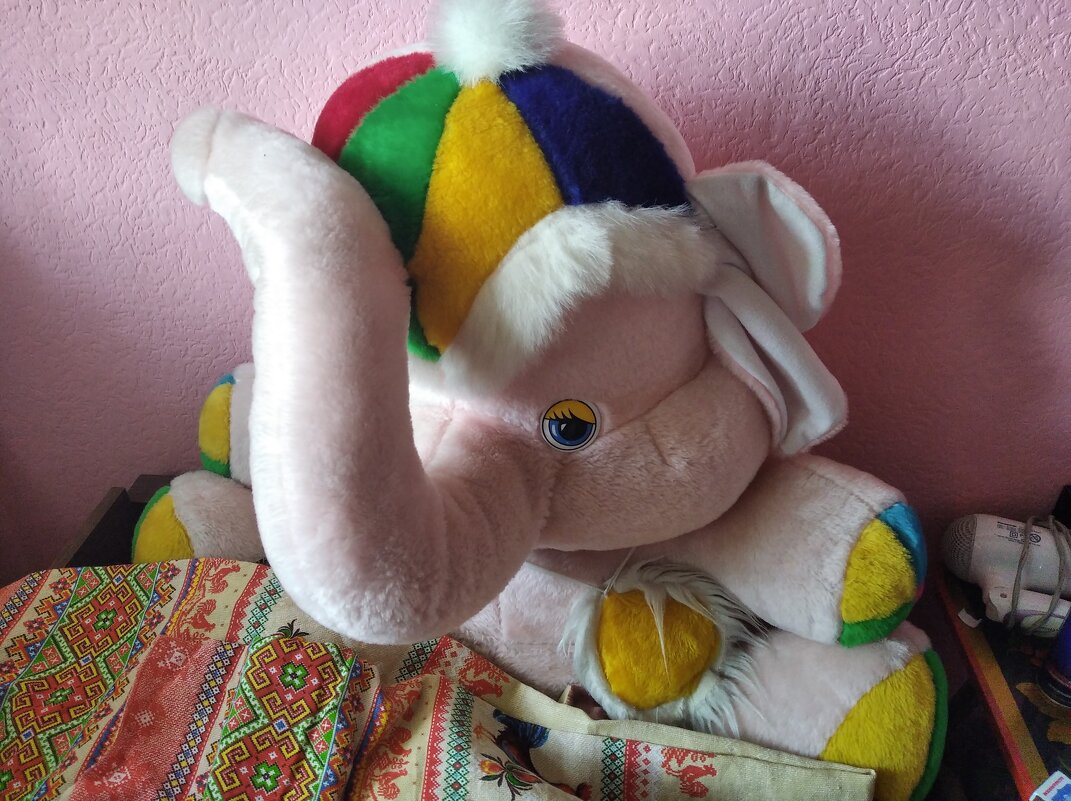 Веселый слоник - Елена Семигина