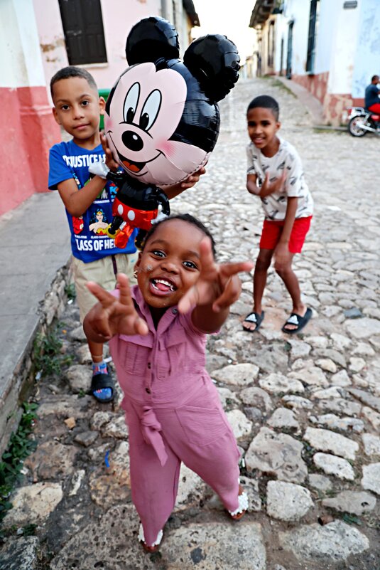 Кубинские детишки) - Александра Николаева