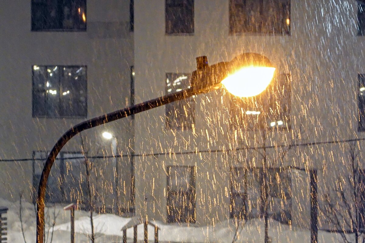 Февральский снегопад - Валерий Иванович