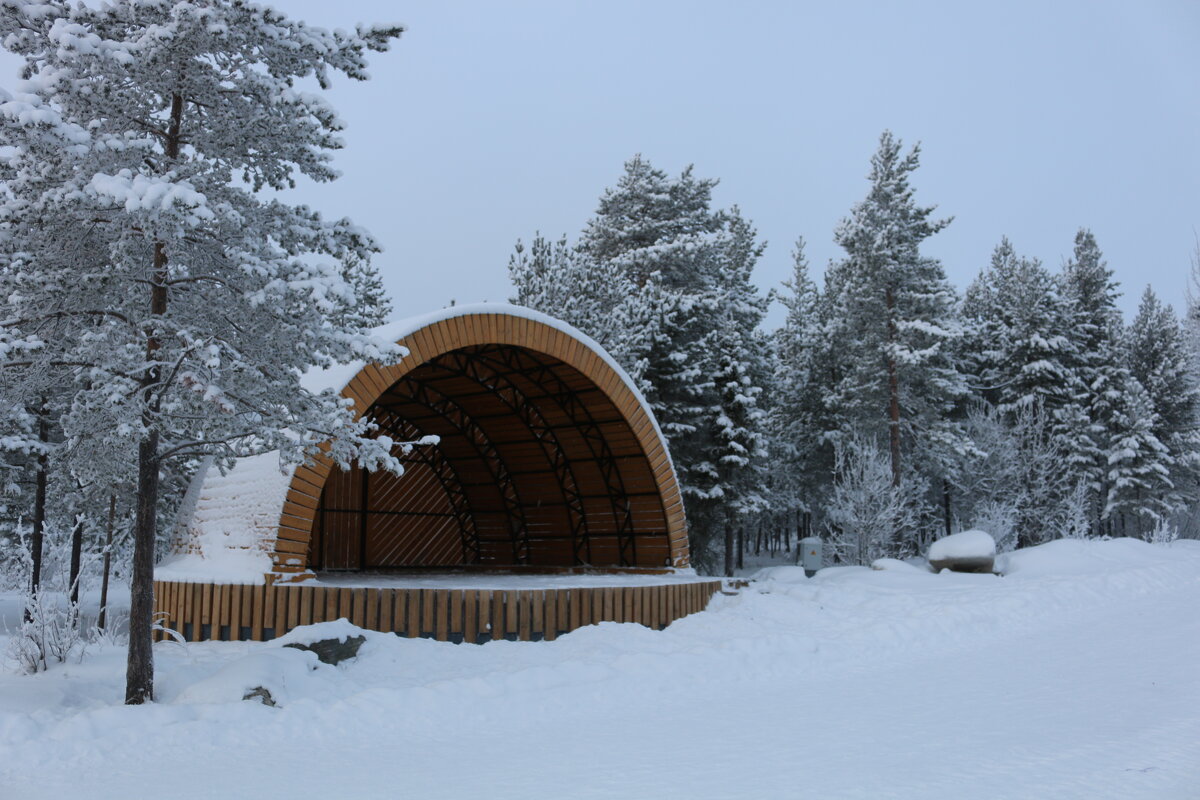 Летняя эстрада в парке - Ольга 