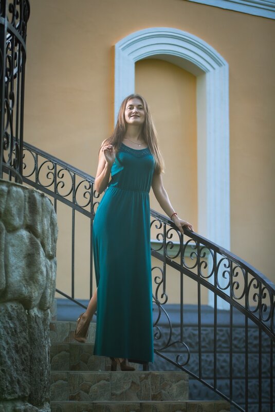 * - Евгений Ваулин