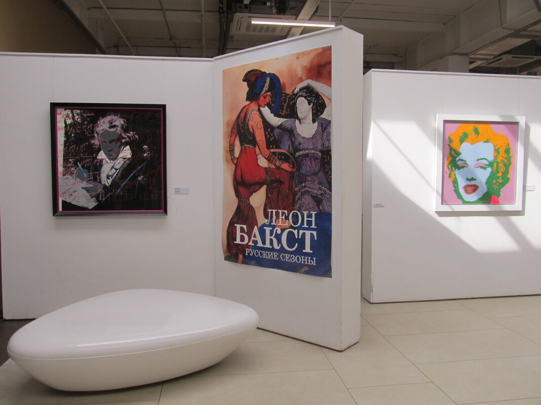 В музее - Елена Шаламова