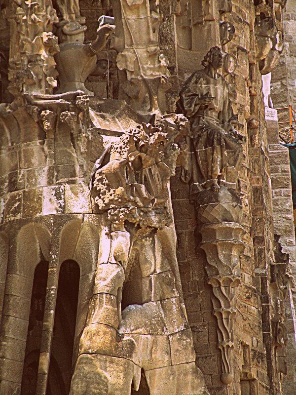 Барселона. Фрагмент храма Святого Семейства. - Владимир Драгунский