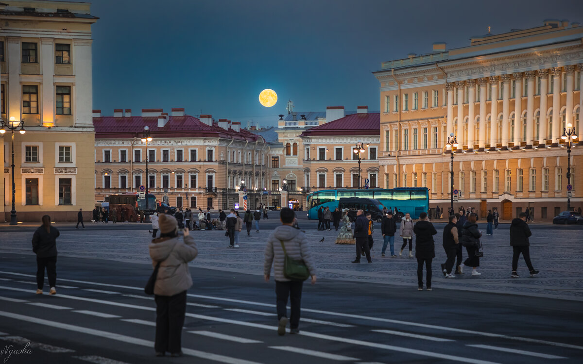 Время полной луны - Nyusha . Время полной луны - Nyusha .