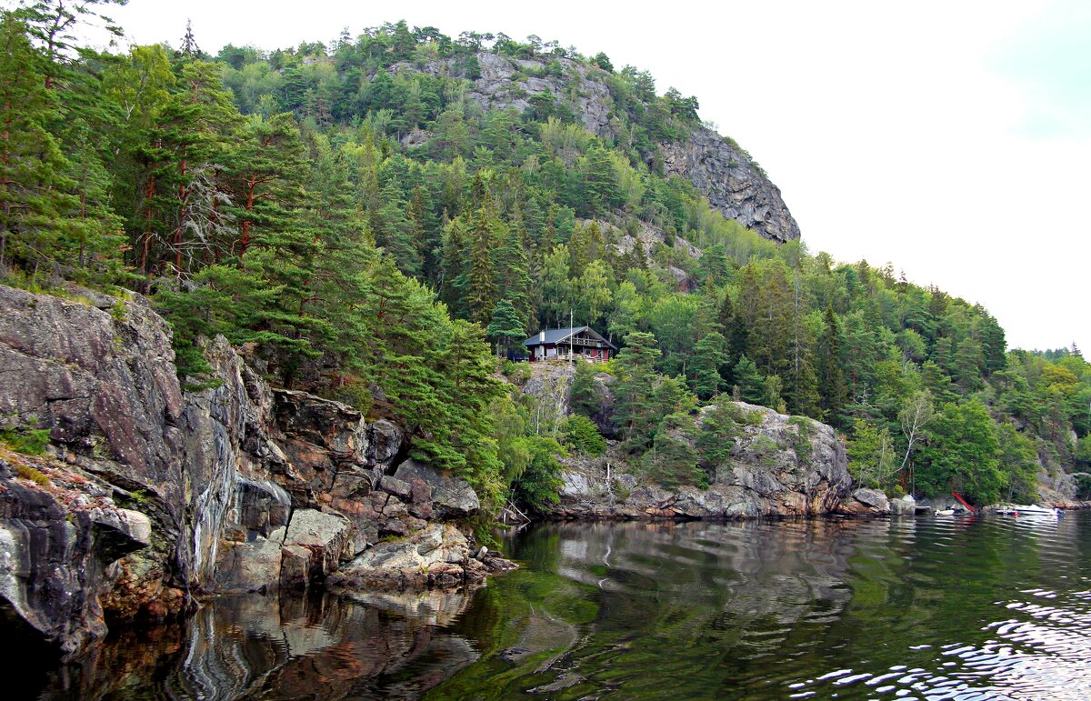 Домики  на скалах - В.И 
