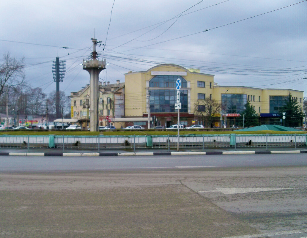 Кольцо на центальном  рынке - Валентин Семчишин