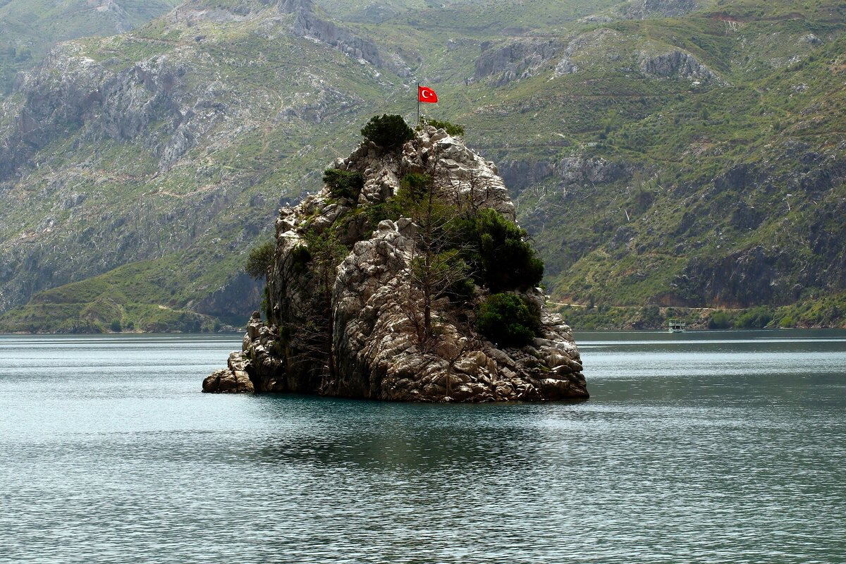 Островок - Юрий. Шмаков