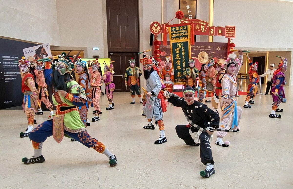 Новогодний танец - ИРЭН@ . Новогодний танец - ИРЭН@ .