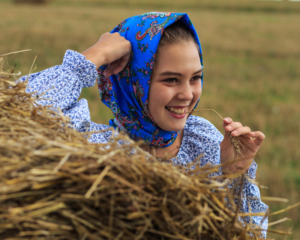 В  поле - Владимир Гришин
