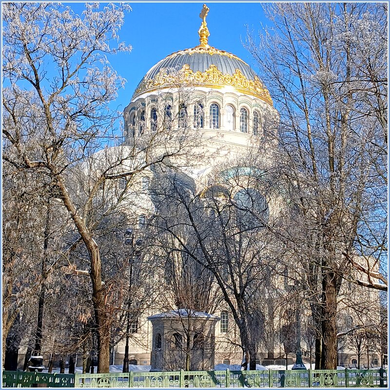 Вид на Большой Морской собор с Макаровского моста. - Лия ☼ Вид на Большой Морской собор с Макаровского моста. - Лия ☼