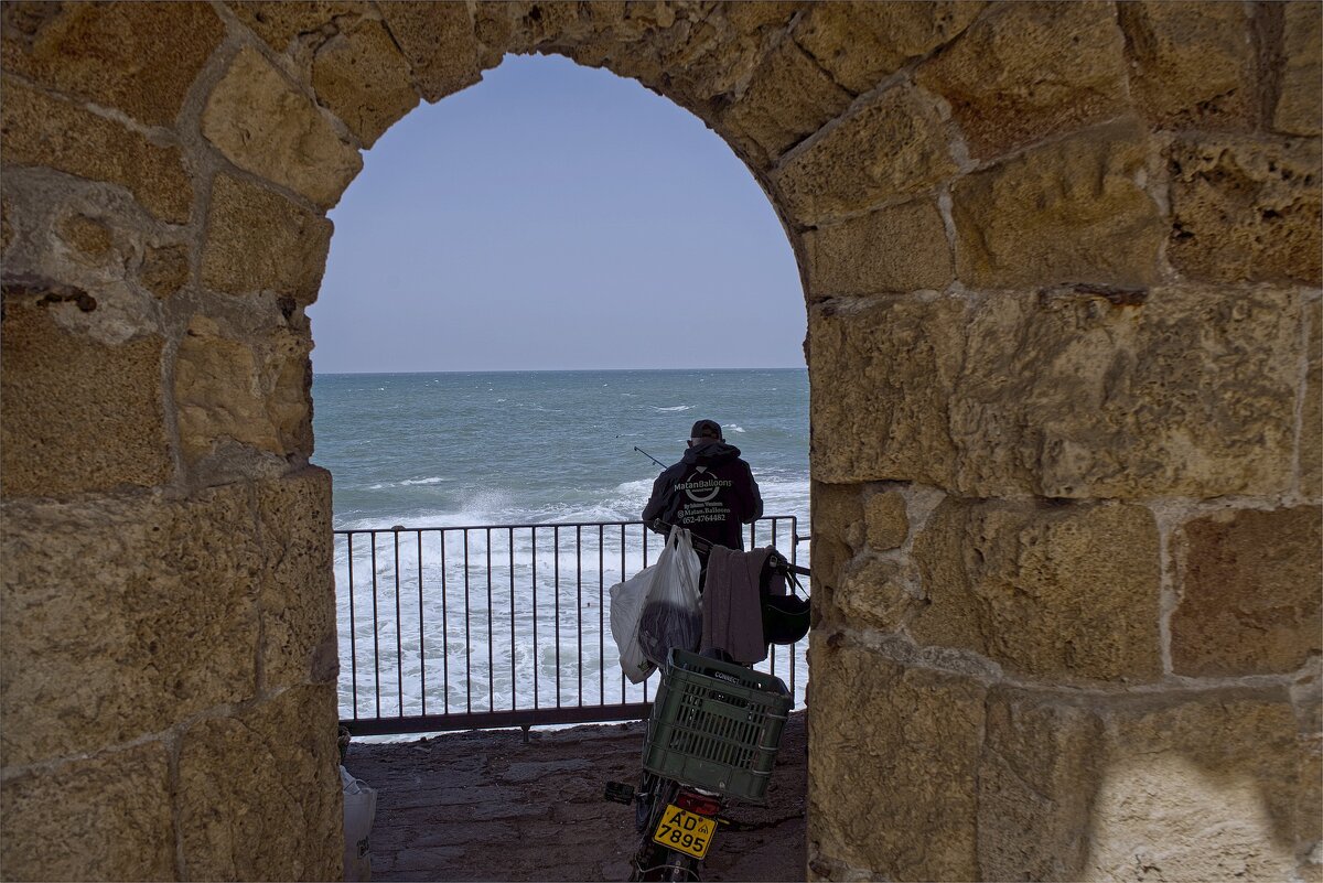 Город Акко*Рыбак  2026г - ujgcvbif 