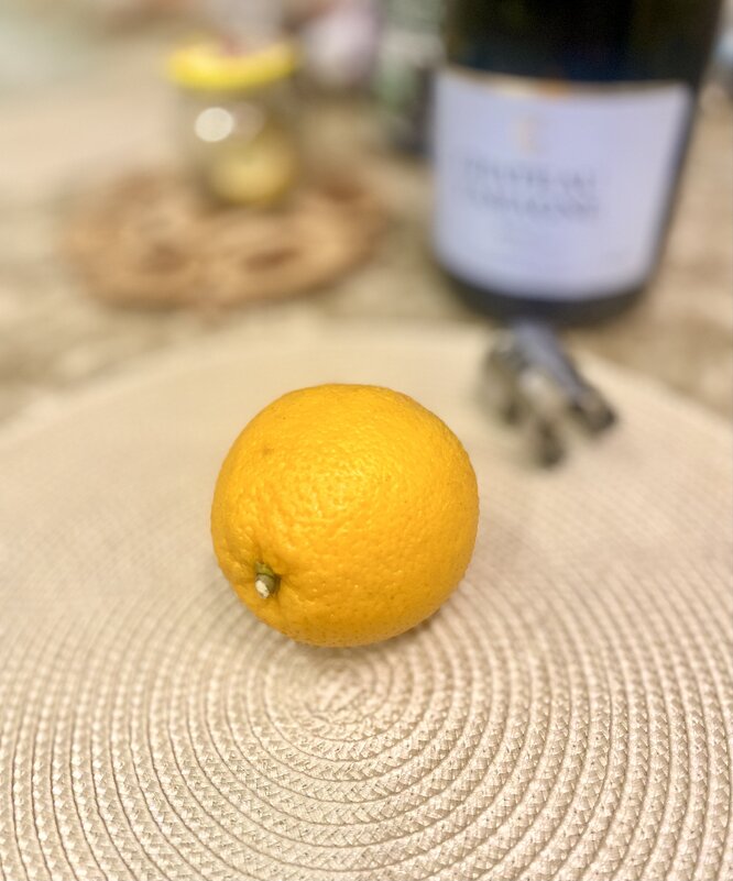 Сегодня день АПЕЛЬСИНОВ и день женского счастья. - Alexey YakovLev Сегодня день АПЕЛЬСИНОВ и день женского счастья. - Alexey YakovLev