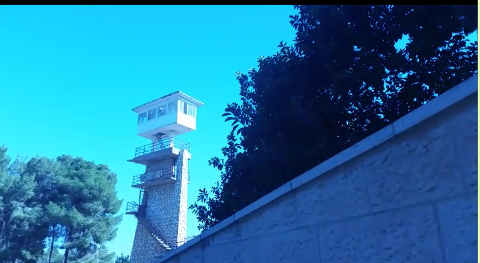 115 (114) - CLOSE WAYS ALL