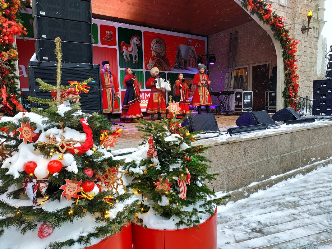 Всех с Масленицей - Андрей Лукьянов