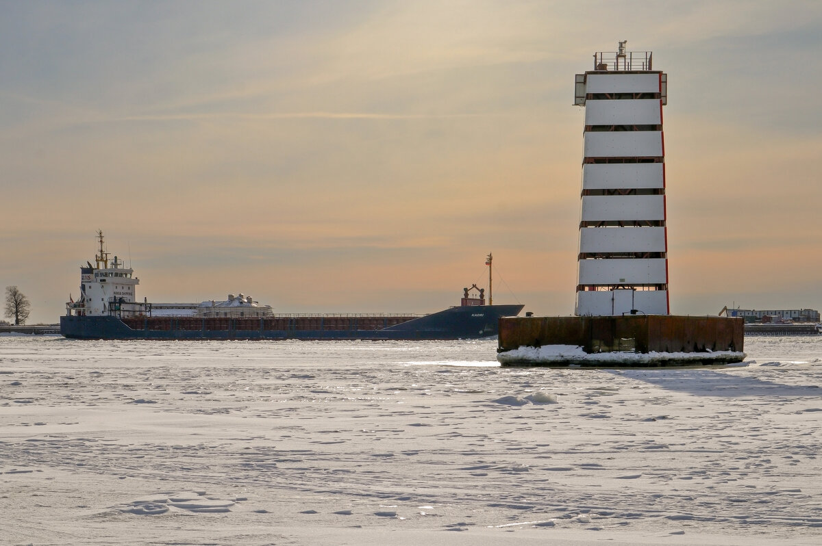 Фарватер Кронштадта - skijumper Иванов