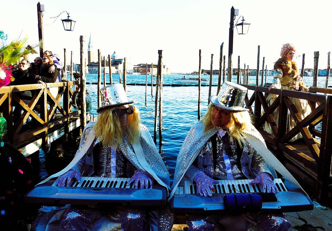 Карнавал в Венеции(серия) - Владимир Манкер