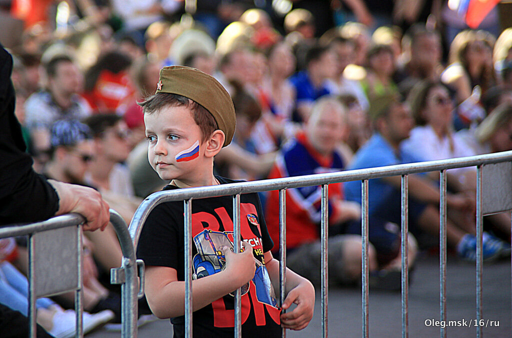 честь с молоду - Олег Лукьянов