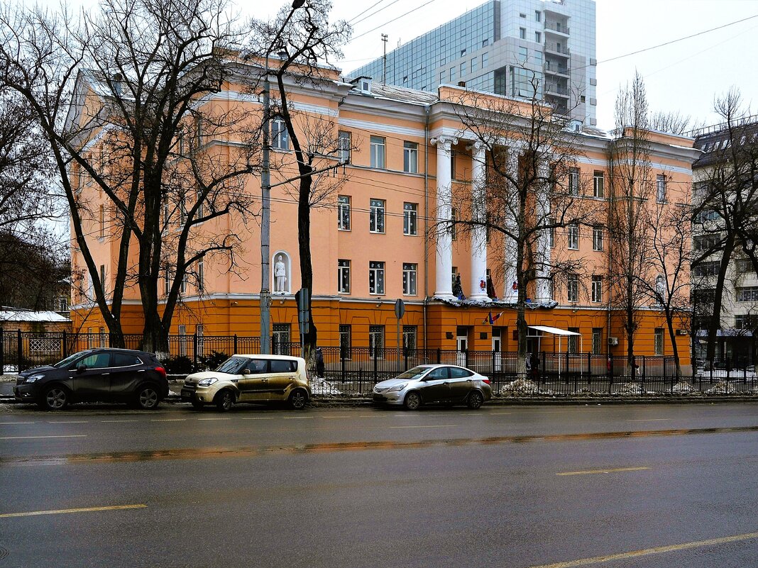 Ростов-на-Дону Здание Городской мужской гимназии. - Пётр Чернега Ростов-на-Дону Здание Городской мужской гимназии. - Пётр Чернега