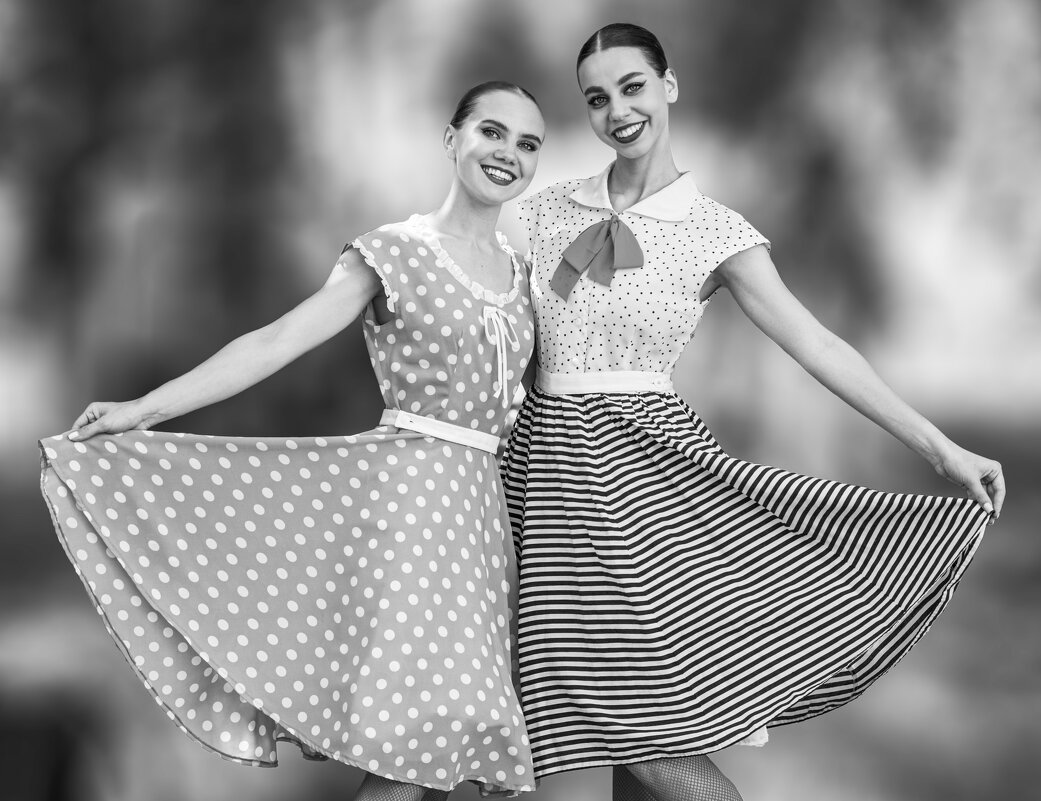 Две подружки. - Олег Чернышев Две подружки. - Олег Чернышев