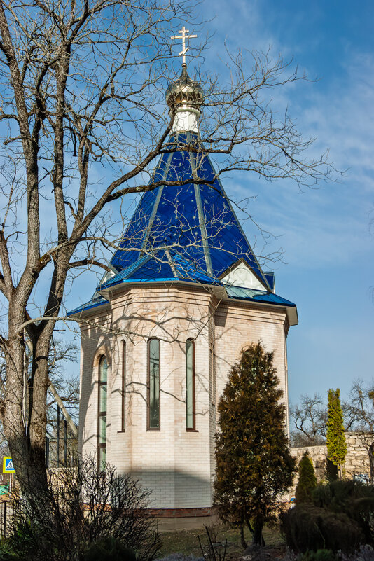 Часовня в Свято-Михайловском мужском монастыре - Игорь Сикорский Часовня в Свято-Михайловском мужском монастыре - Игорь Сикорский
